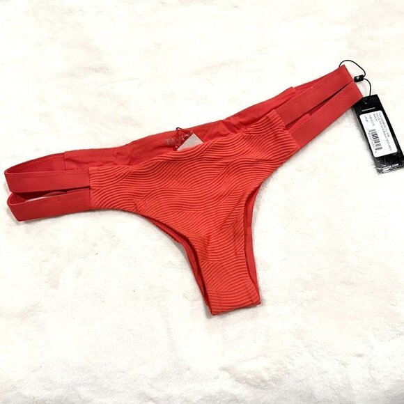 NWT Tavik Chloe Mini Cutout Swim Bottom Textured Amalfi in Hibiscus - L - Picture 2 of 9